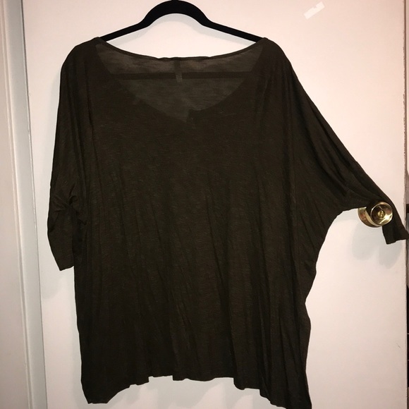 Emma & Sam fashion top - Picture 6 of 6